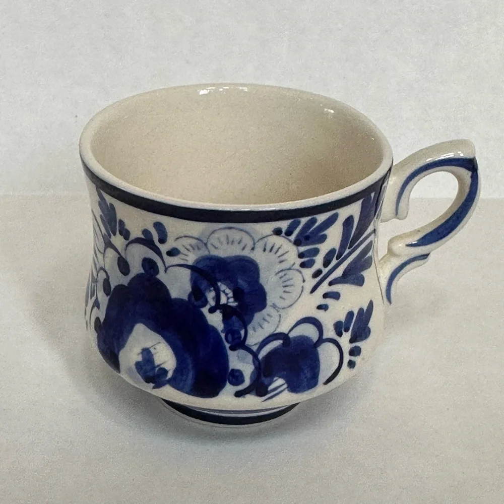Rare Vintage Teacup Delft Blue Hand Painted  165 Blue and White